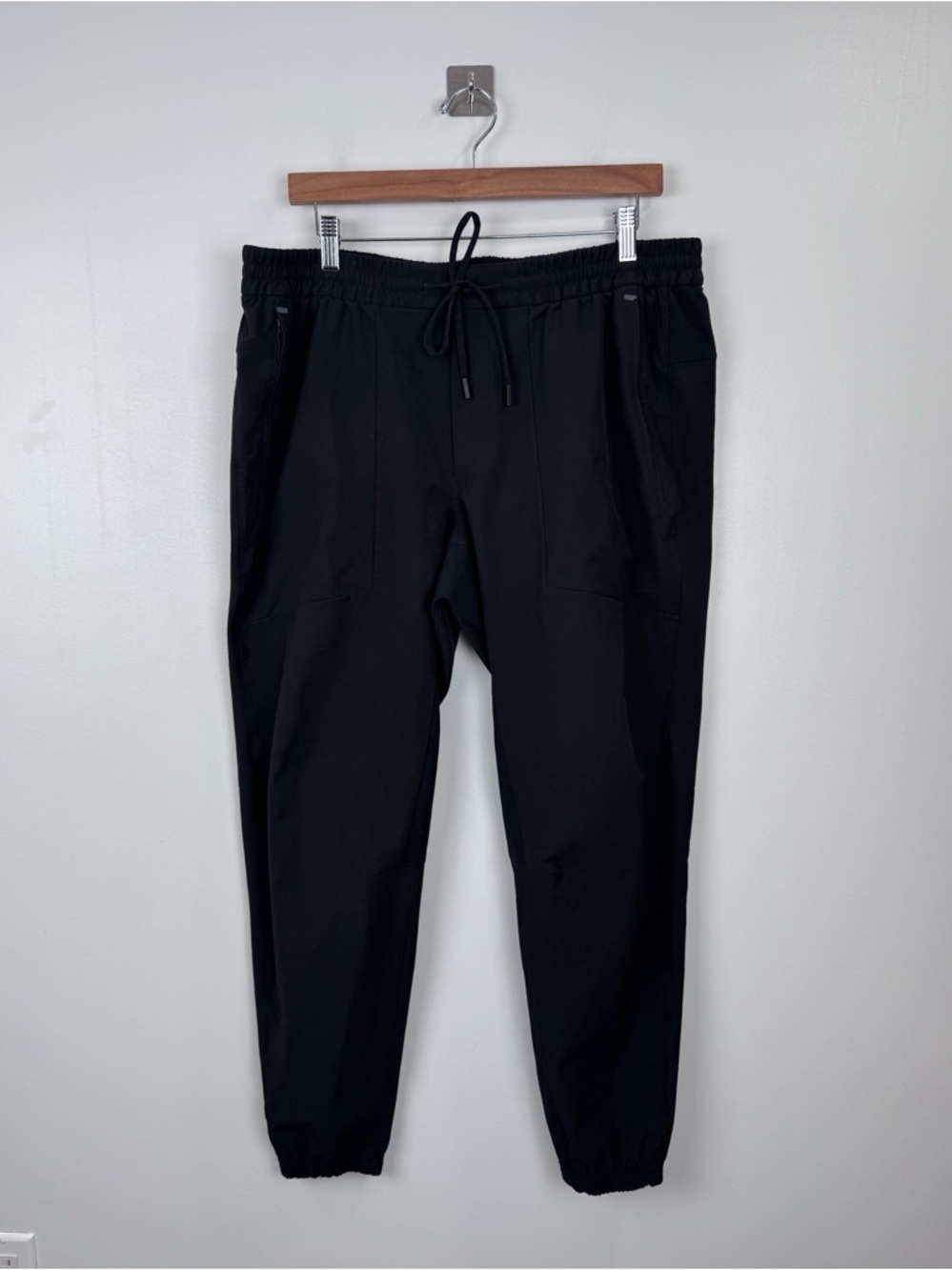 Lululemon Men License To Train Jogger Size XL